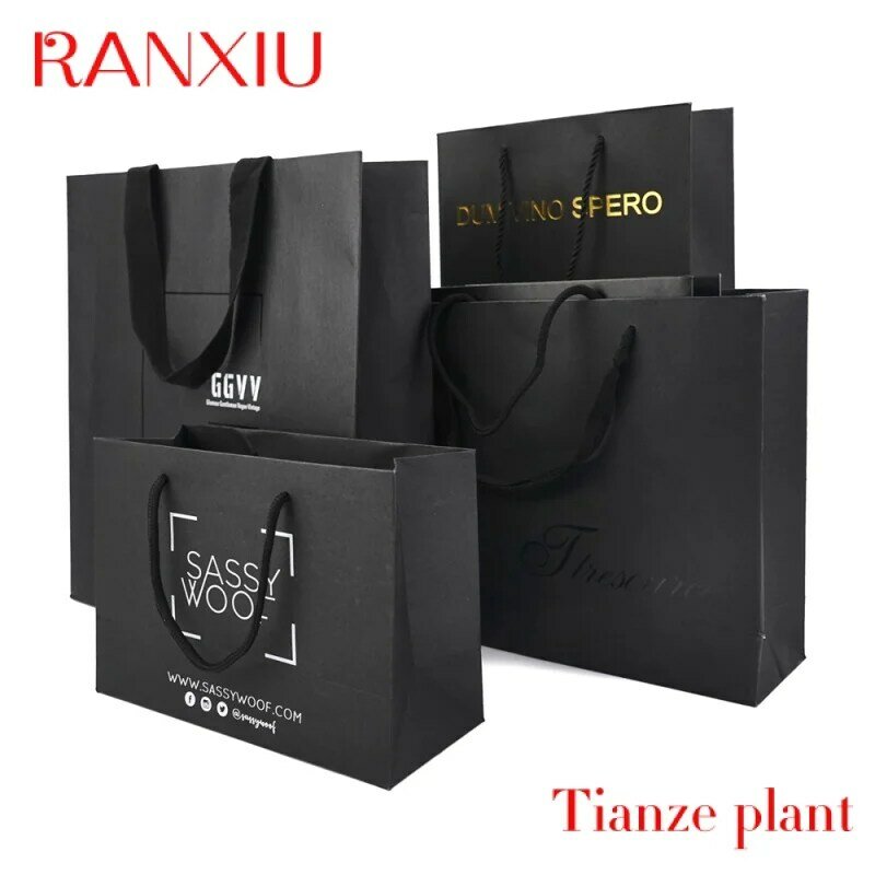 Bolsa de compras de papel mate negro de alta calidad para embalaje de bolsas de papel personalizadas con su propio logotipo
