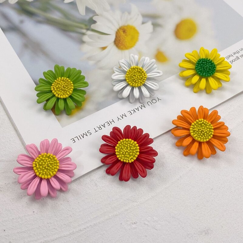 Lapel Pins Daisy Brooches Elegant Flowers Daisy Brooch Pin Jewelry Brooch Pin Enamel Sunflower Metal Lapel Pins