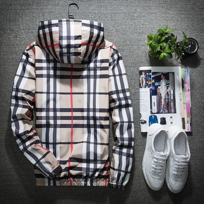 Spring Men Jacket New Korean Version Outdoor Travel Comfortable Loose Checkered Printed Jacket Fashion Trend Hooded Trench Coat
