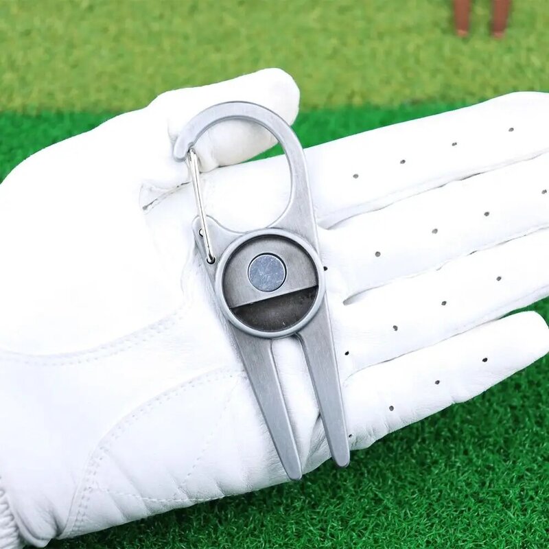 Metalen Draagbare Magnetische Golf Divot Tool Creatieve Spike Zinklegering Golf Accessoires Golfbal Vork Golfbal Marker Divot Vork