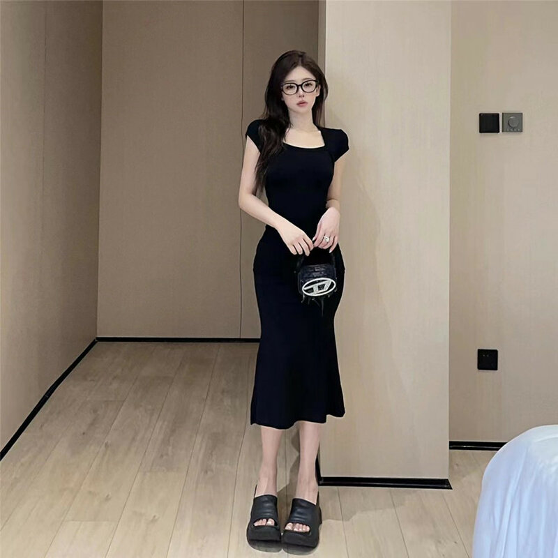Gaun Fashion ketat Fishtail, edisi Korea musim semi/musim panas 2024, gaun hitam ramping gaya panjang dan pinggang