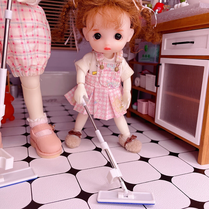 Dollhouse Miniature Mop for Kids, Mini Cleaning Tool, Decoração de Móveis, Brinquedos Pretend Play, Acessórios Doll House, 1:12