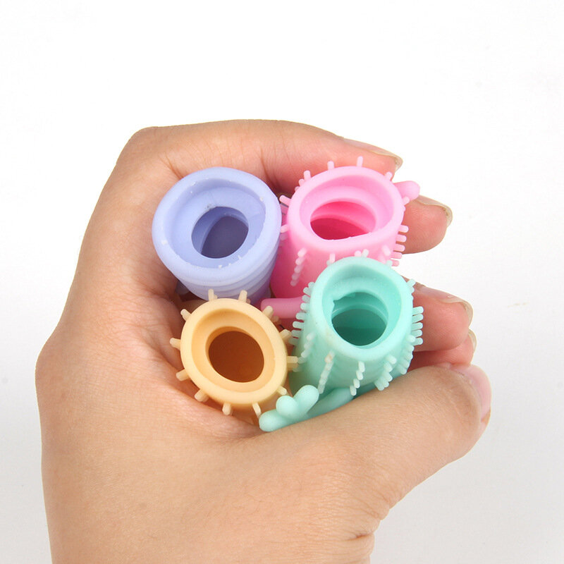 4 Teile/satz Lustige Trick Finger Puppe Kunststoff Niedlichen Mini-Tier Monster Kinder Finger Puppet Spielzeug Eltern Storytelling Requisiten