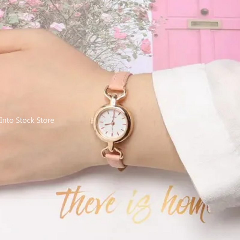 Small Round Dial Quartz Watch para Mulheres, Relógios de luxo, Relógio de pulso para meninas, Presentes de moda