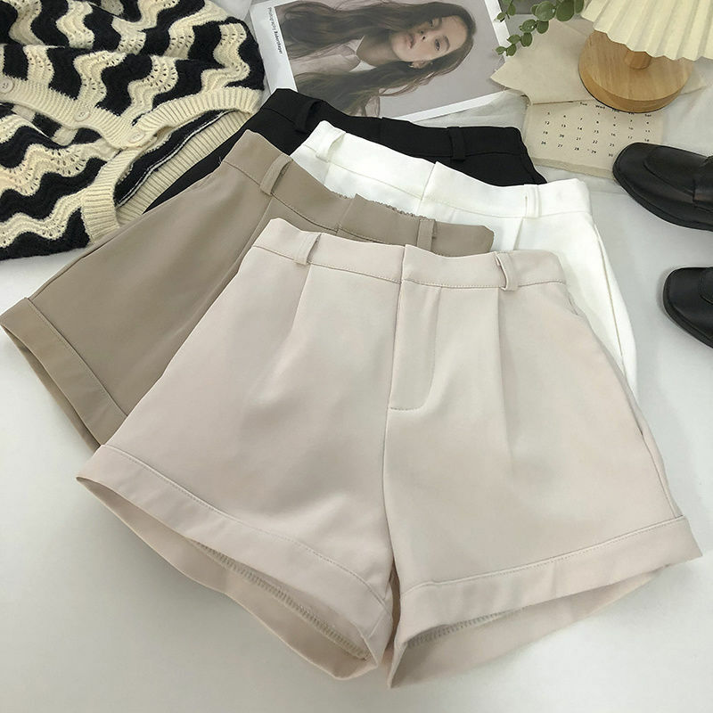 Sommer anzug Shorts für Frauen einfarbig hoch taillierte Shorts mit weitem Bein für Frauen im koreanischen Stil modische einfache vielseitige Shorts