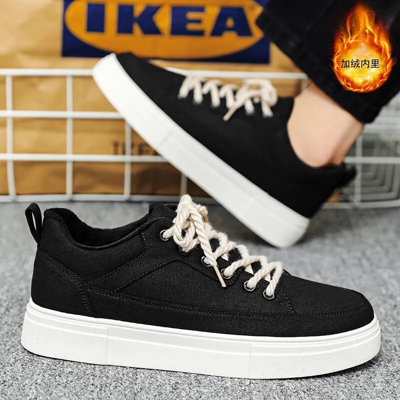 Autumn and Winter Low-top Plus Velvet Canvas Shoes Trendy Warm and Comfortable Men Sneakers Lace-up Student Outdoor Casual Shoes