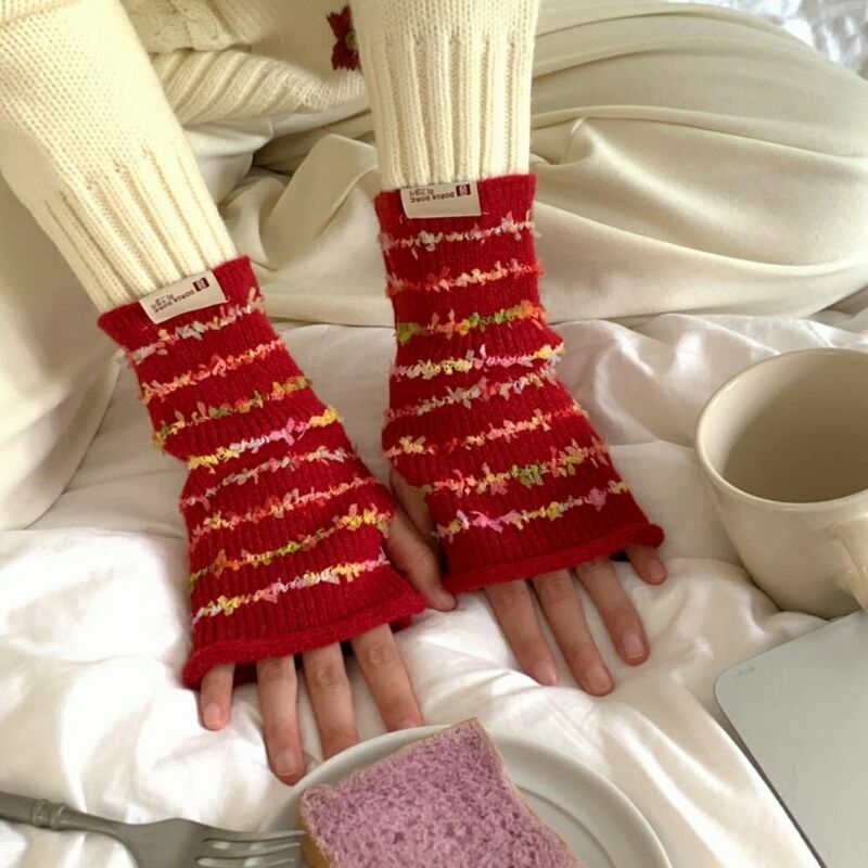 Зимние перчатки в цветную полоску, новые модные сохраняющие тепло зимние перчатки, однотонные женские вязаные перчатки с рукавом