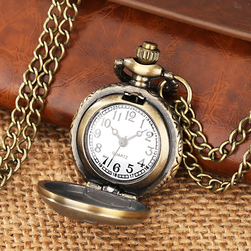 Mały rozmiar Vintage brązowy kwarcowy analogowy zegarek kieszonkowy mężczyźni kobiety z łańcuszkiem naszyjnik 80 cm