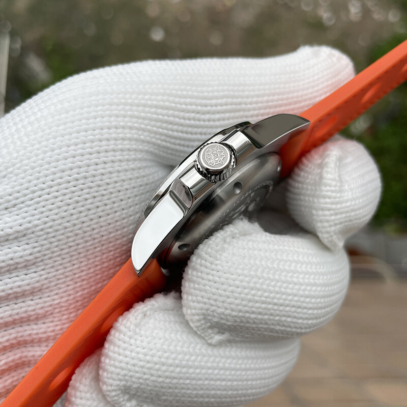 Мужские водонепроницаемые часы-хронограф из нержавеющей стали с сапфировым стеклом