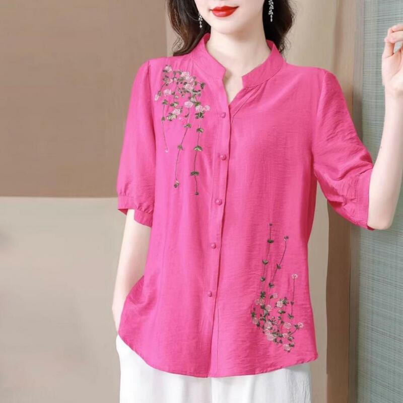 Camicia da donna ricamo floreale colletto alla coreana camicia da donna vestibilità ampia camicetta estiva manica corta monopetto primavera Top sciolto