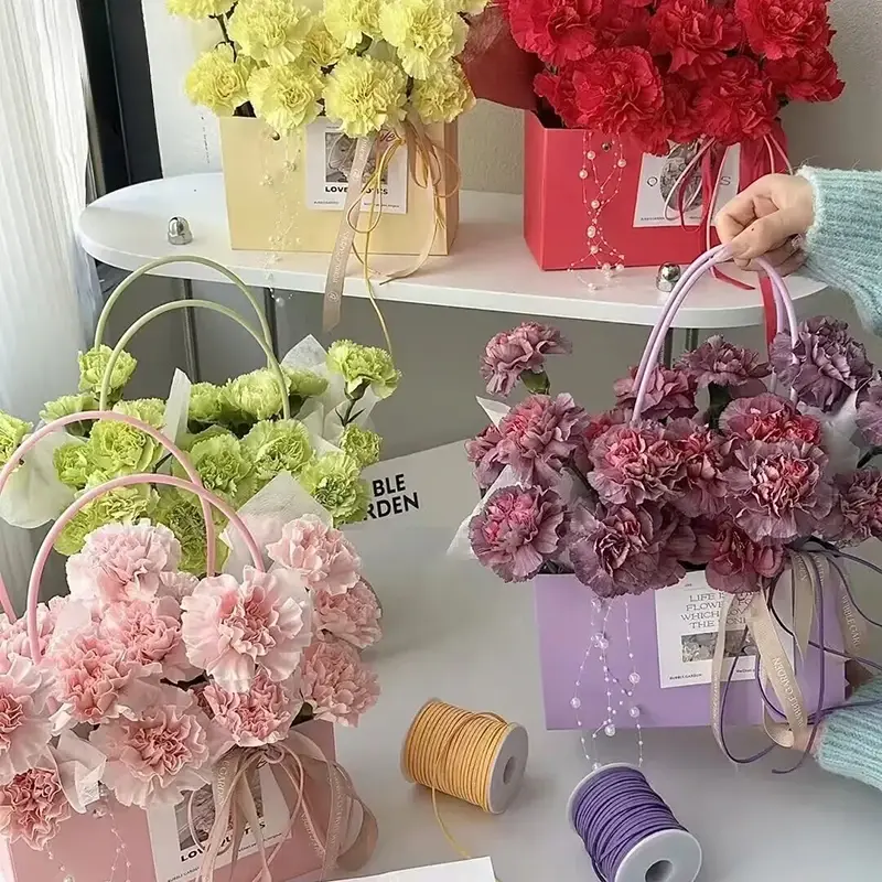Bolsa de papel Kraft impermeável colorida, Handheld Gift Snack Bouquet Handbags, Festival Flower Gift Packaging Handbag, Novo, 10Pcs