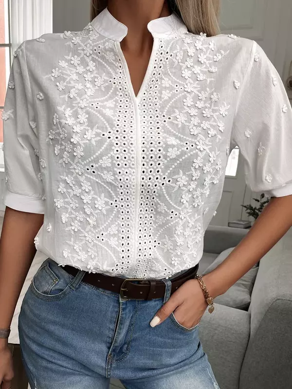 Letnia kwiecista bluzka haftowana z koronki damska Hollow-out stójka V Neck koszula na co dzień elegancka bawełniana bluzka z krótkim rękawem 24350