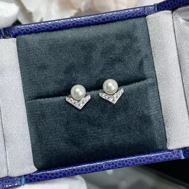 Pendientes de perlas en forma de V de plata de ley S925 de alta calidad para mujer, marca de moda minimalista, joyería de lujo, regalos de fiesta