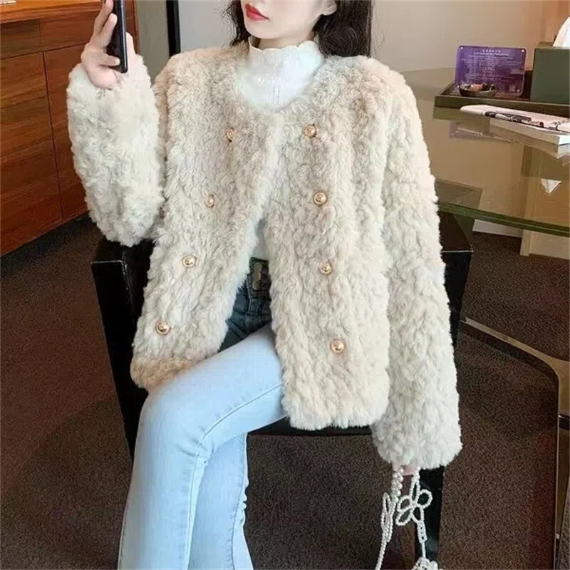 المرأة قصيرة صغيرة Xiangfeng تقليد صوف الضأن معطف 2022 شتاء جديد صغير فضفاض سميكة الصوف معطف سترة قطن كارديجان