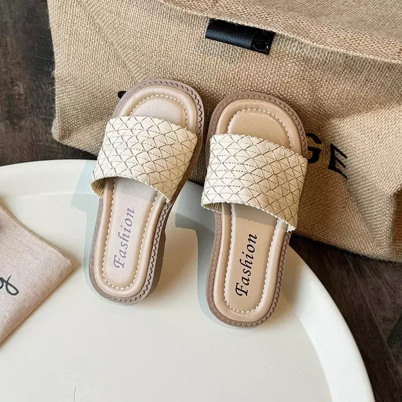Boys Casual Sandals Children Korean Style Woven Breathable Slippers Girls Soft Soles Fashion Neutral Style Beach Shoes Outdoor