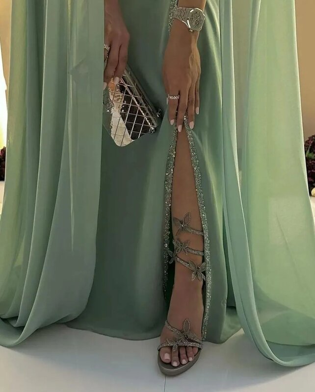 Винтажное Зеленое Шифоновое Платье-Русалка с бусинами и разрезом сбоку