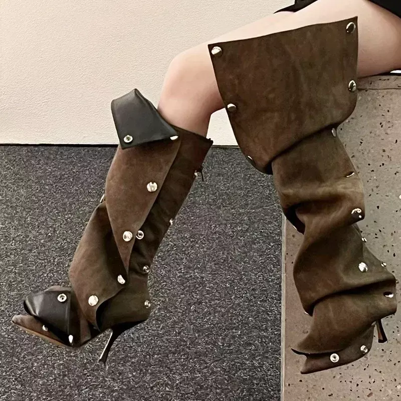 Botas largas de tacón alto para Mujer, zapatos de mezclilla puntiagudos con botón de Metal, Invierno