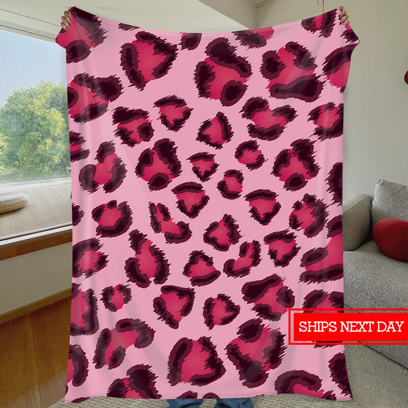 Customized leopard print flannel blanket, lightweight blanket