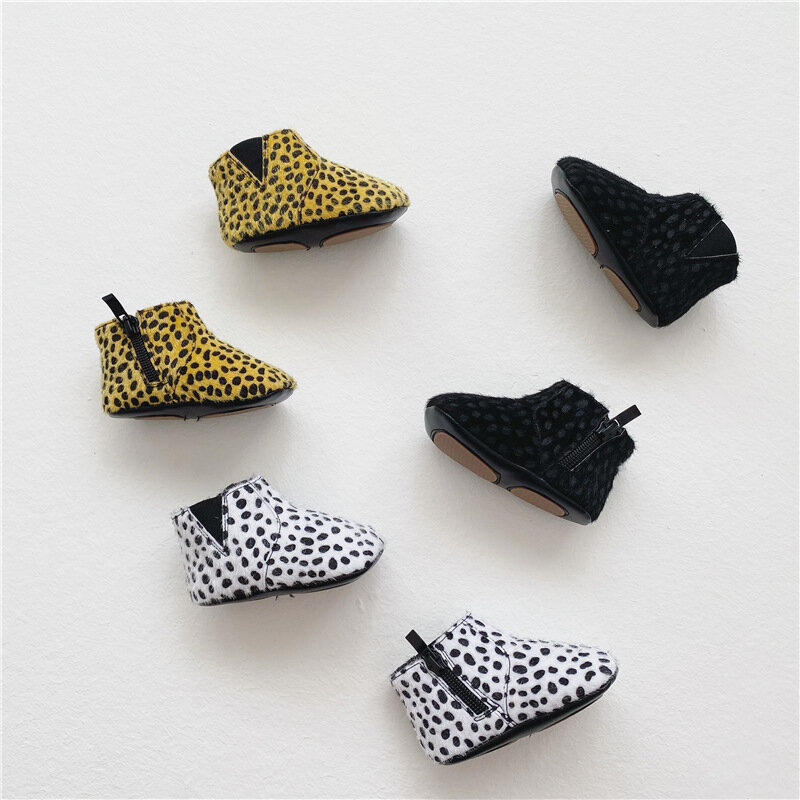 Baby Shoes Autumn and Winter 2023 New Fashionable Casual Boys and Girls Non-slip Soft Soles Warm Velvet Toddler Shoes