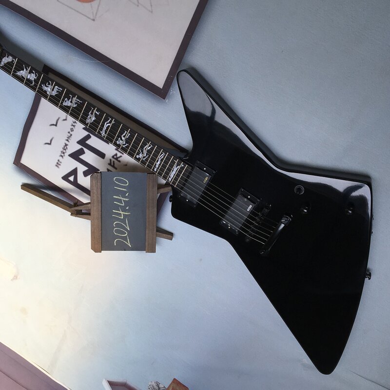 กีตาร์กีต้าร์ไฟฟ้าสีดำ6ชิ้นแบบโปรไฟล์สั่ง gitar senar ส่งทันที