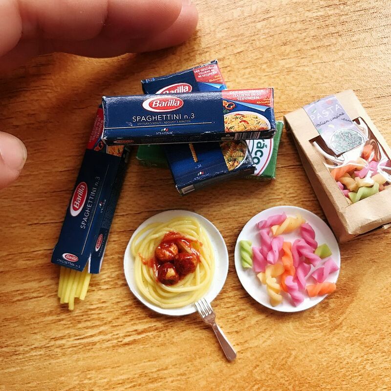 Nuovo 1 borsa 1/6 scala casa delle bambole Pasta in miniatura Mini Spaghetti Noodles per casa delle bambole cucina gioca giocattoli accessori