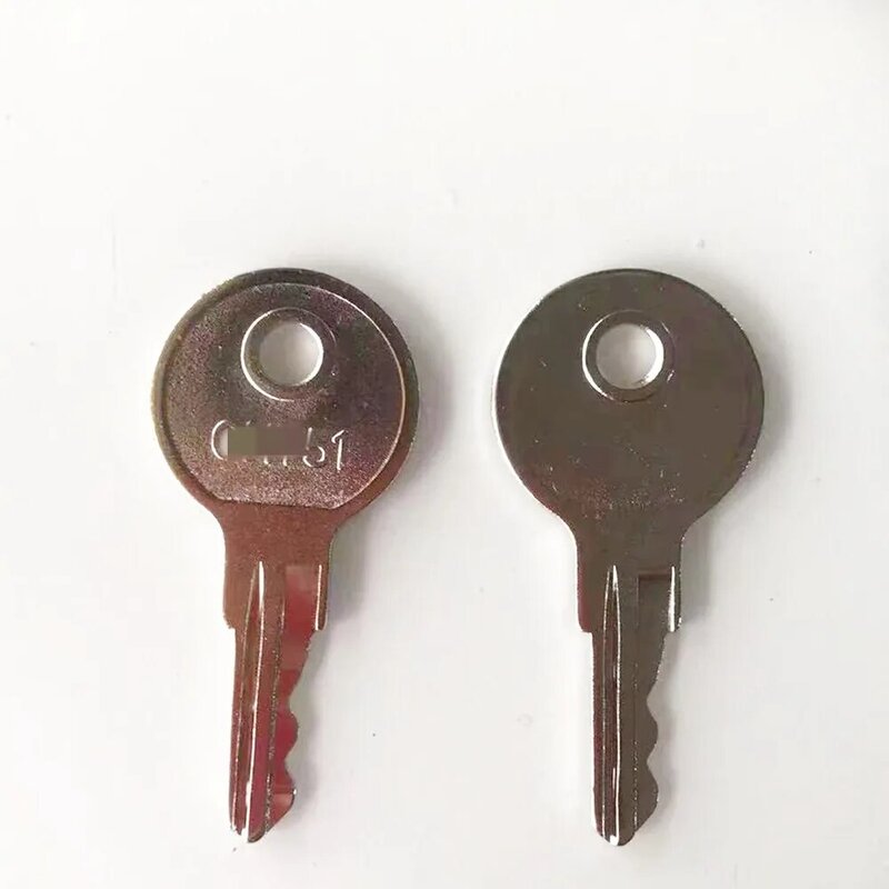 Keychannel 2 Buah Kunci Universal Kunci Tembaga CH751 Kunci 751CH untuk Kontrol Kunci Lift Ruang Kabinet Mobil T-handle Pintu Penyimpanan RV