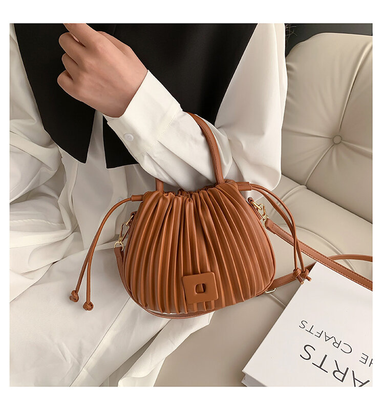 Женская сумка нишевого дизайна, новая модная весенне-летняя взрывоопасная сумка с одной лямкой через плечо
