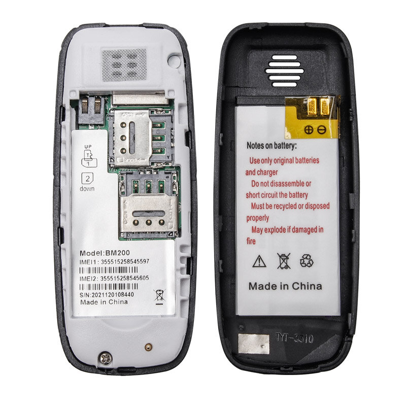UNIWA BM200 Super Mini telefono 0.66 "cellulari tascabili con tastiera a pulsante Dual SIM Dual Standby per anziani MT6261D GSM Quad Band