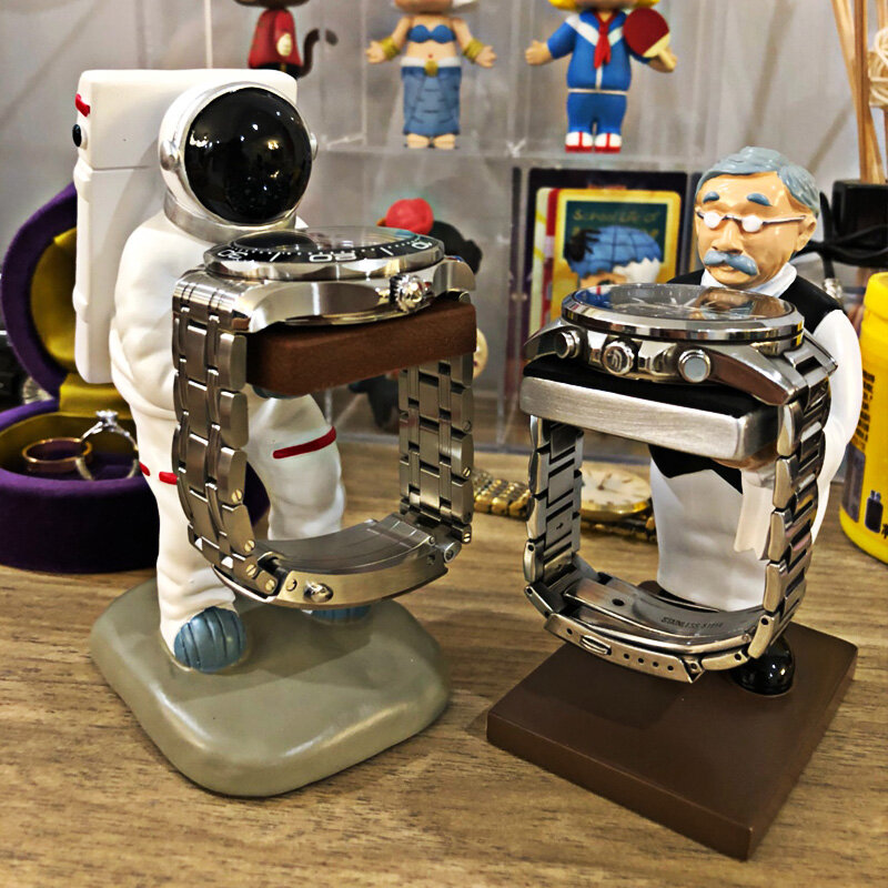 Astronauta Apple Watch Stand Display Spacemen supporto Desktop Iwatch orologi supporto Base accessori di stoccaggio per uomo Idea regalo