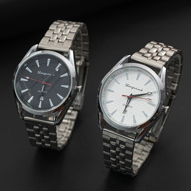 นาฬิกาสายรัดเหล็กผู้ชายเรืองแสงปฏิทินนาฬิกาควอตซ์เกาหลีสายคาดนาฬิกาลำลองสายรัดเหล็ก