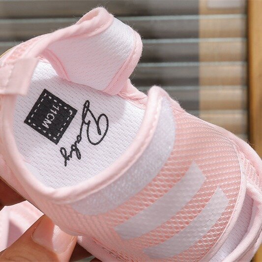 Sandálias de malha de verão para meninos e meninas, sapatos respiráveis para crianças de 0 a 12 meses, novo
