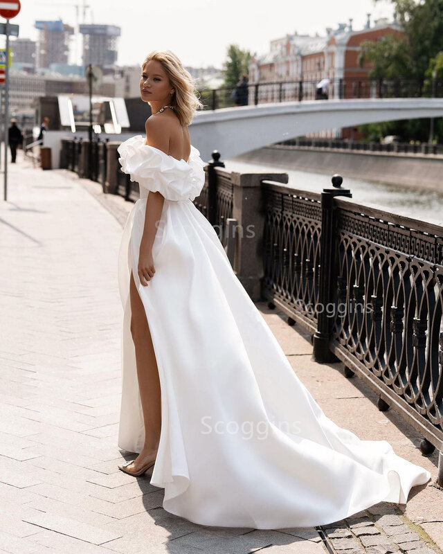 Gaun pengantin sederhana bahan Satin A Line gaun pengantin lengan pendek kerah Boat punggung ilusi seksi belahan tinggi gaun pernikahan A-Line