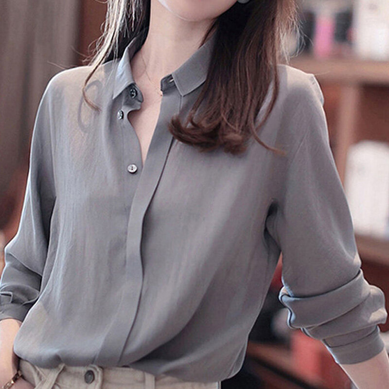 Baju Musim Panas Baru Mode untuk Wanita Kemeja Sutra Murbei Kancing Kerah Persegi Blus Pelindung Matahari Longgar Lengan Panjang Solid Tipis