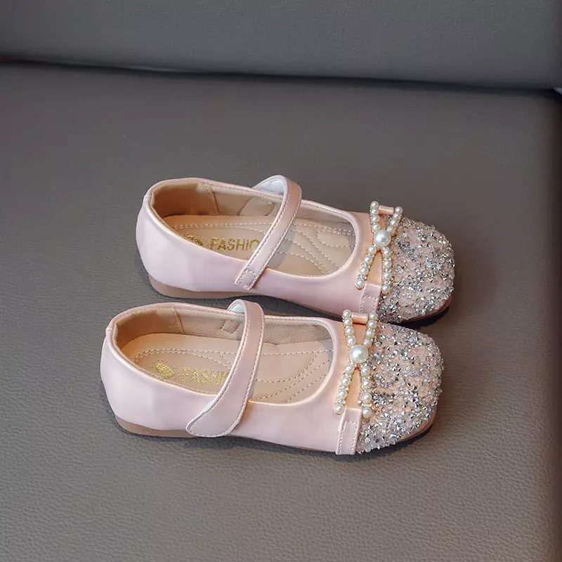 Zapatos de cuero para niña, calzado de suela suave, cómodo, con lazo de perlas y lentejuelas, para primavera y otoño, J205, 2024