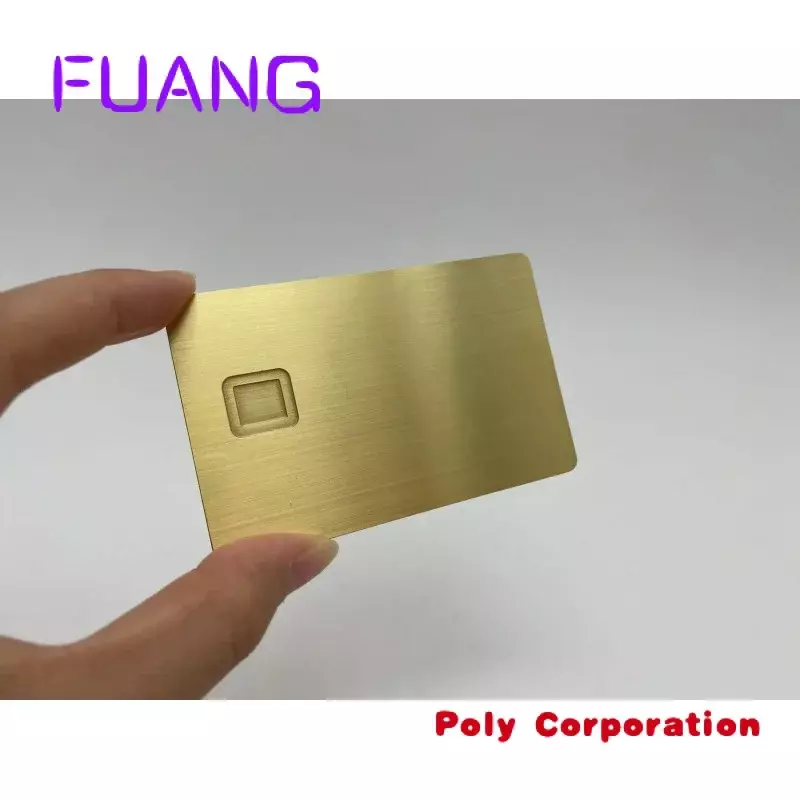 Niestandardowa niestandardowa pusta metalowa wizytówka w rozmiarze kredytowym z blokadą chipów