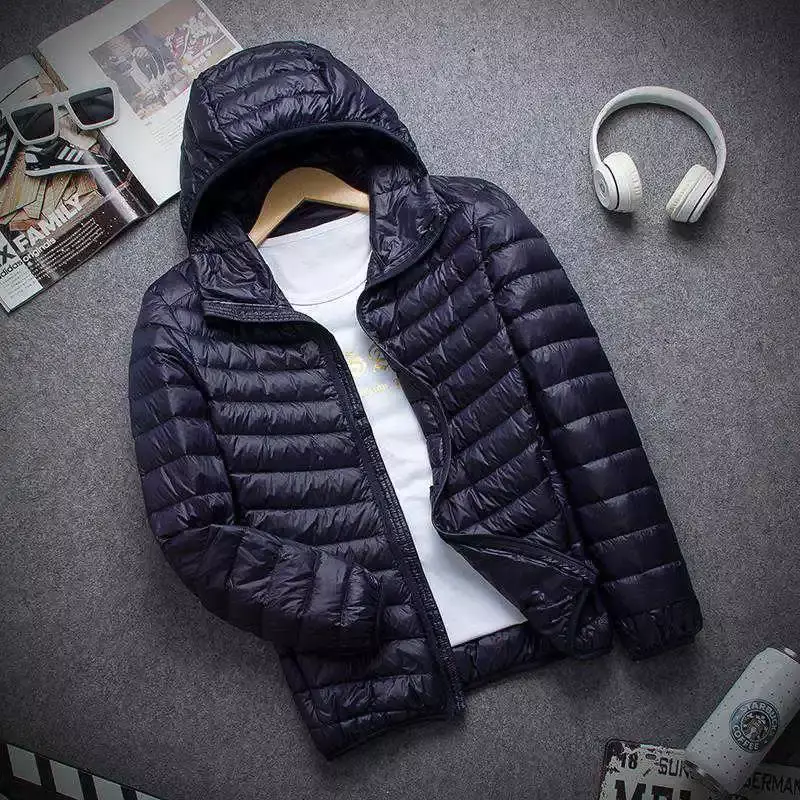 Новинка 2023 года, брендовая осенне-зимняя тонкая мужская куртка, модная короткая ультратонкая Молодежная приталенная куртка с капюшоном, пуховики