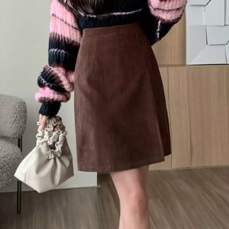 Cord Miniröcke Frauen unregelmäßig elegant seitlich geschlitzt Vintage hohe Taille schicke Büro Dame Mode Herbst Winter gemütliche Ästhetik