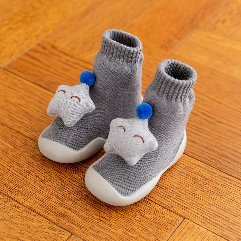 Zapatos gruesos de felpa para niños pequeños, calcetines altos y cálidos, patrón de frutas tridimensional, Otoño e Invierno