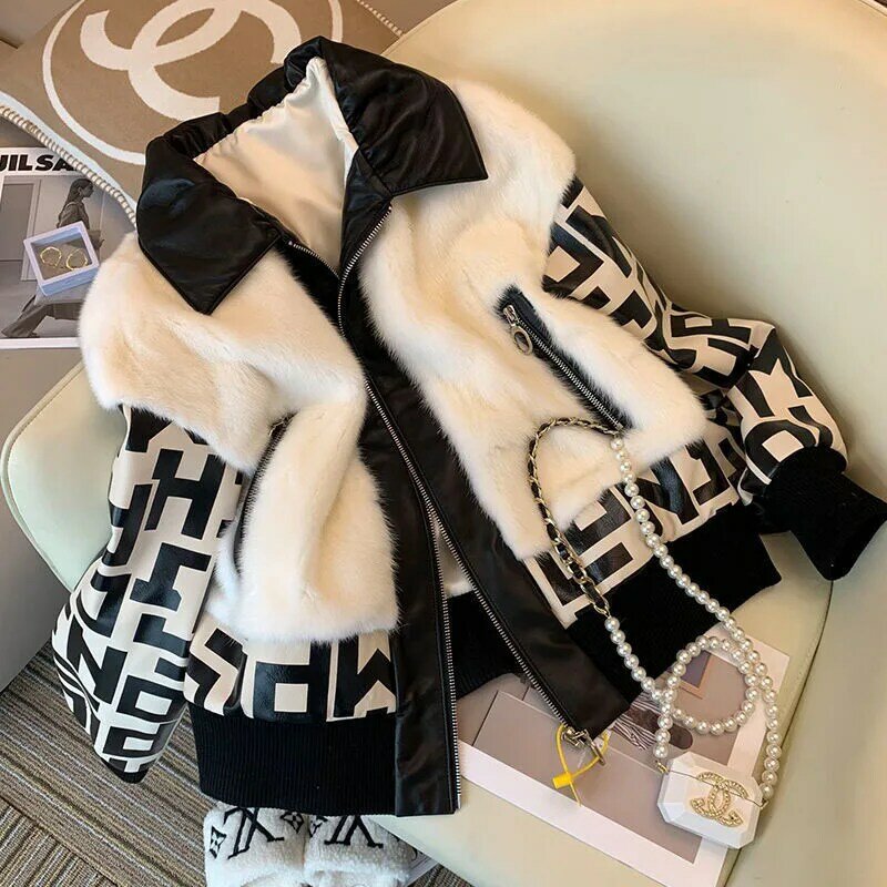 2024 New Autumn And Winter French Style Brand Short Warm Chic Fur Lamb Wool Coat Pu Patchwork Outwear Chaqueta Mujer 4XL