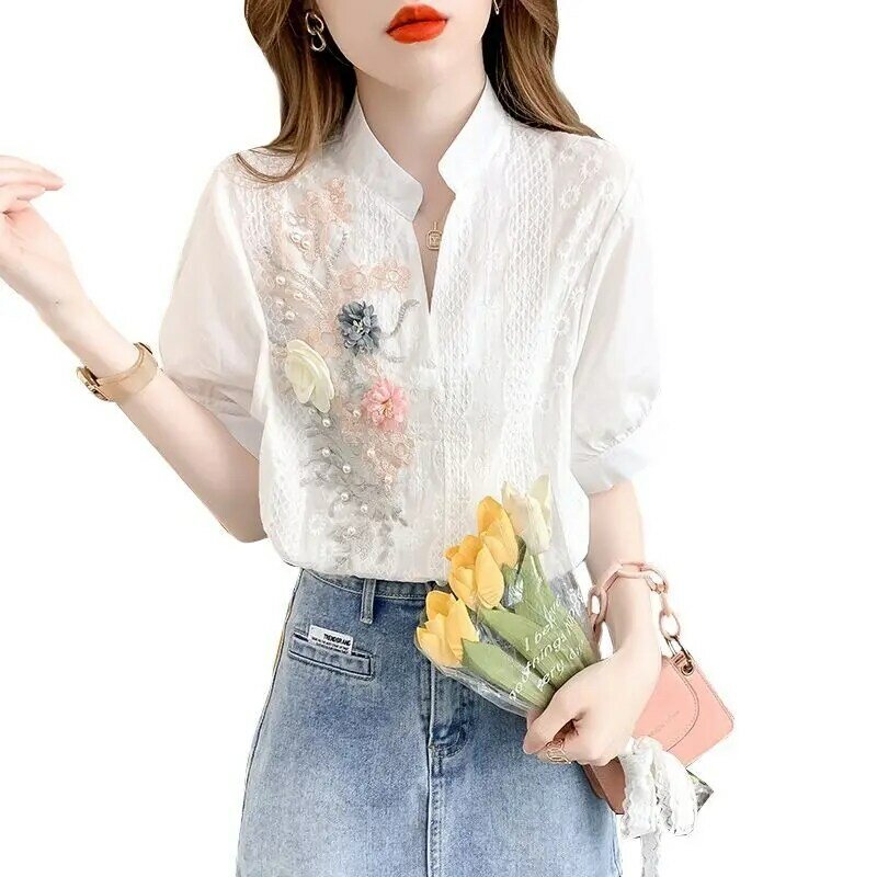 Camisa con cuello en V para mujer, Blusa de manga corta con bordado de flores y lentejuelas, informal, coreana, OL, 2024