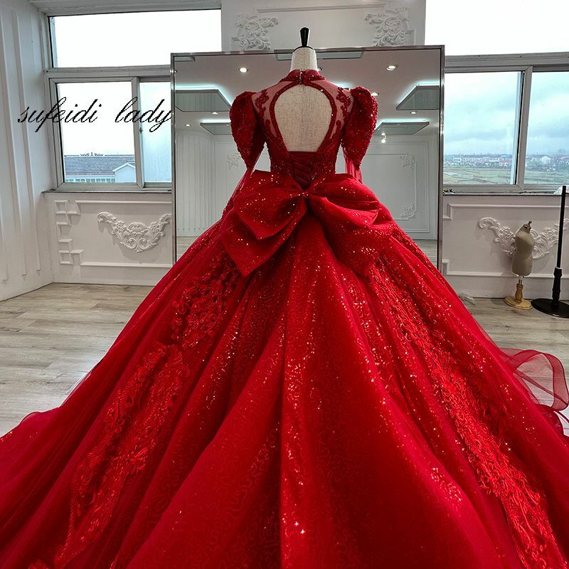 2022 Red Long Sleeve Wedding Dresses Lace Up Beaded Custom Made Glitter Bridal Dress Women Ball Gown