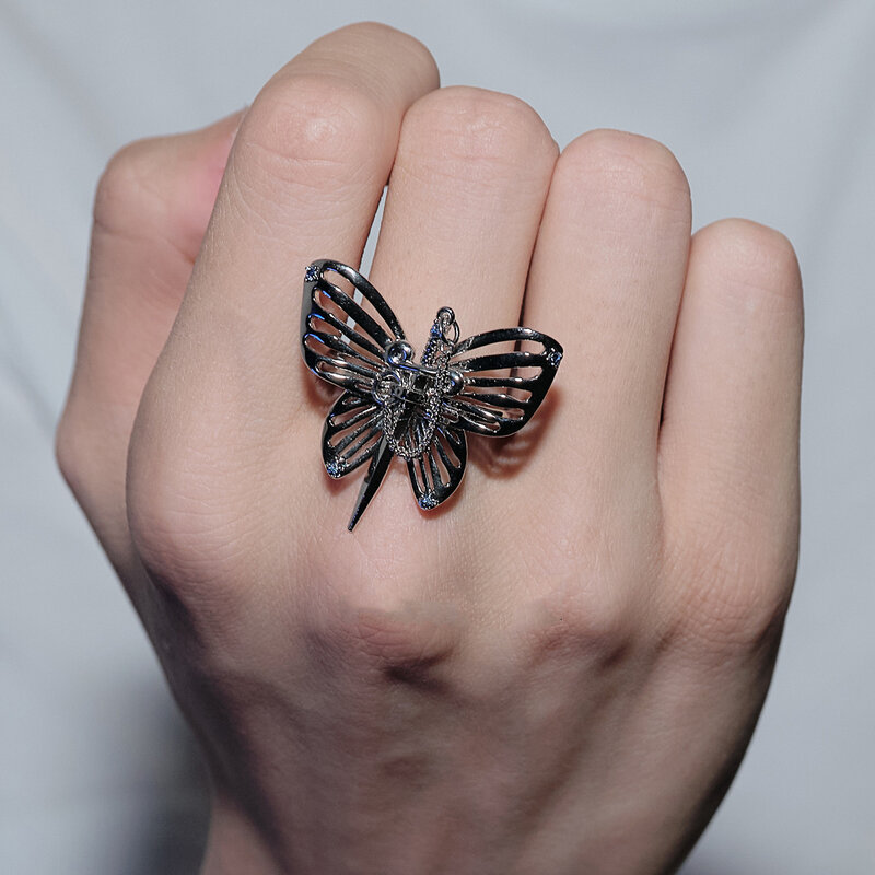 Cincin Kupu-kupu Berongga Logam Punk Hip-Hop Antik Cincin Terbuka Uniseks Hadiah Perhiasan Aksesori Perjamuan