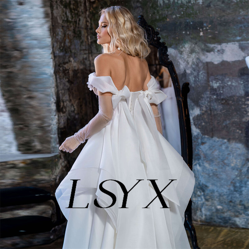 LSYX Princess Off-spalla Cut-Out abito da sposa in Organza a strati Lace Up Back Bow a-line Sweetheart Court Train abito da sposa