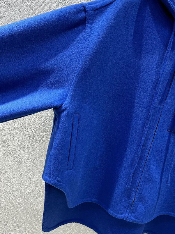 Moletom com capuz com design de bolso duplo, jaqueta curta, versão solta, quente e confortável, novo, inverno, 2023, 2023