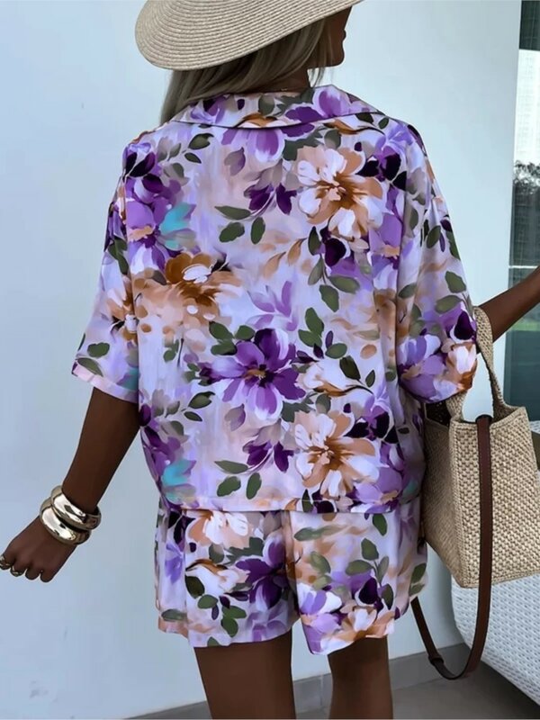 우아한 여성용 꽃 프린트 라펠 루즈 셔츠 및 탄성 허리 반바지 세트, 휴가 해변, 2024 여름 패션, 2 개