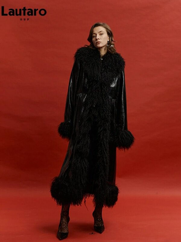 Lautaro wiosenne jesienne z długim rękawem czarny błyszczący Patent Pu płaszcz skórzany kobiet z fałszywym wykończone futrem luksusowy projektant moda europejska odzieży