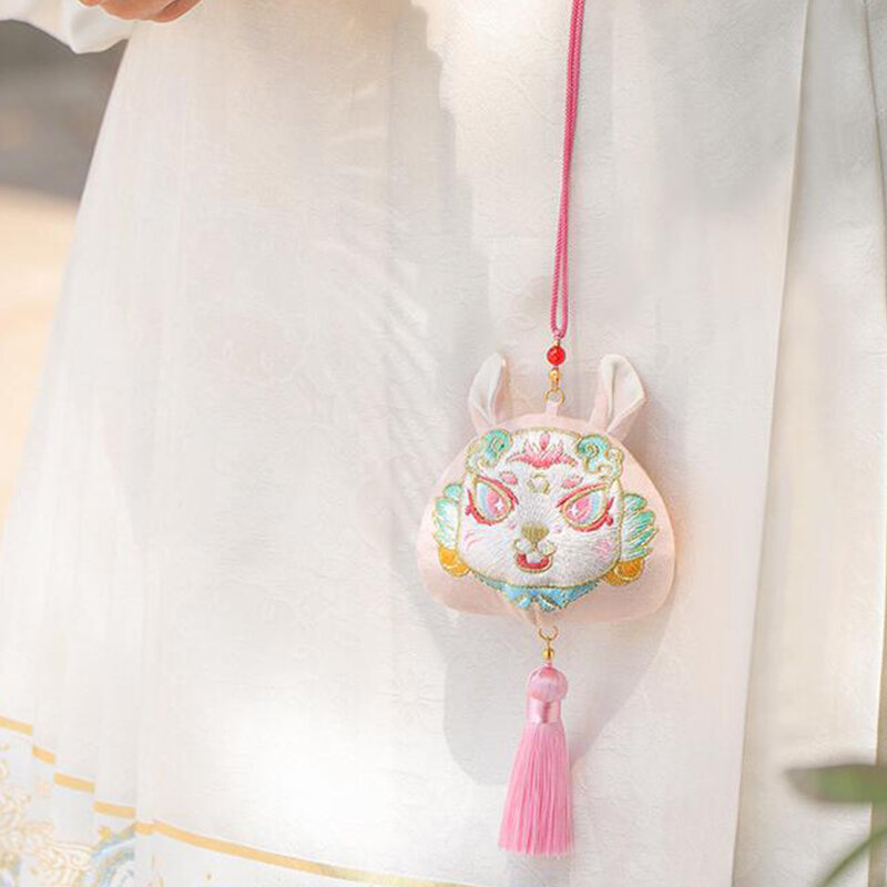 Zodiac-女性用の中国のタッセルバッグ,伝統的な手作りの刺hand,ラッキーチャーム,ペンダント,ジュエリー収納バッグ