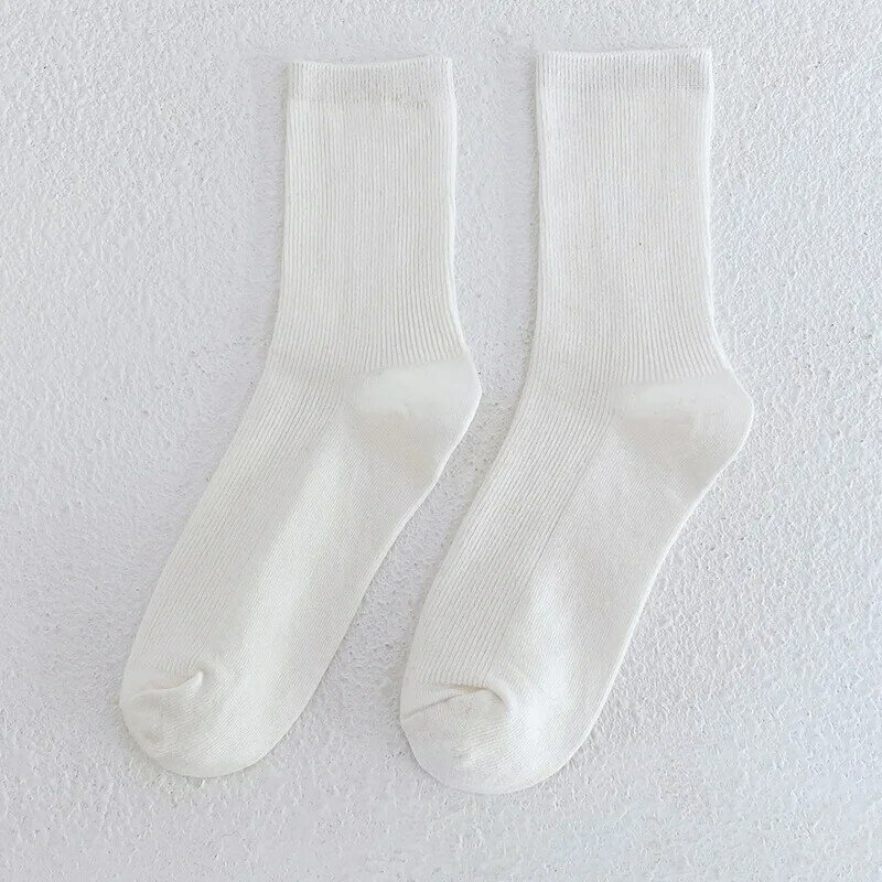 Calcetines largos de algodón para mujer, medias de tubo medio, Color sólido, Harajuku, cálido, Retro, Simple, a juego, Otoño e Invierno