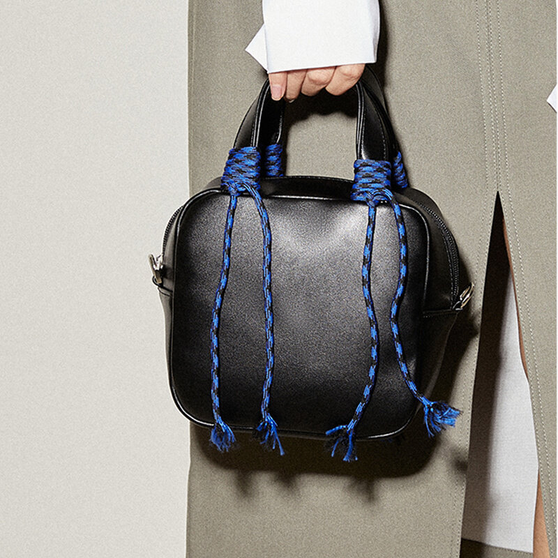Tas tangan desainer mode baru 2023 tas tangan Clutch kulit Pu warna polos tas tangan wanita serut santai tahan air
