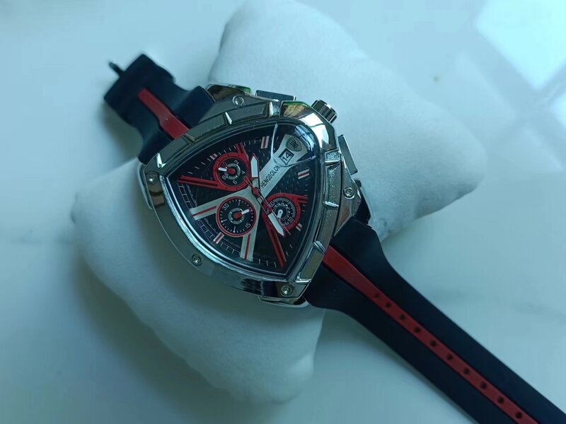 Relógio cronógrafo triangular masculino, design multifuncional, estilo de corrida, 2024